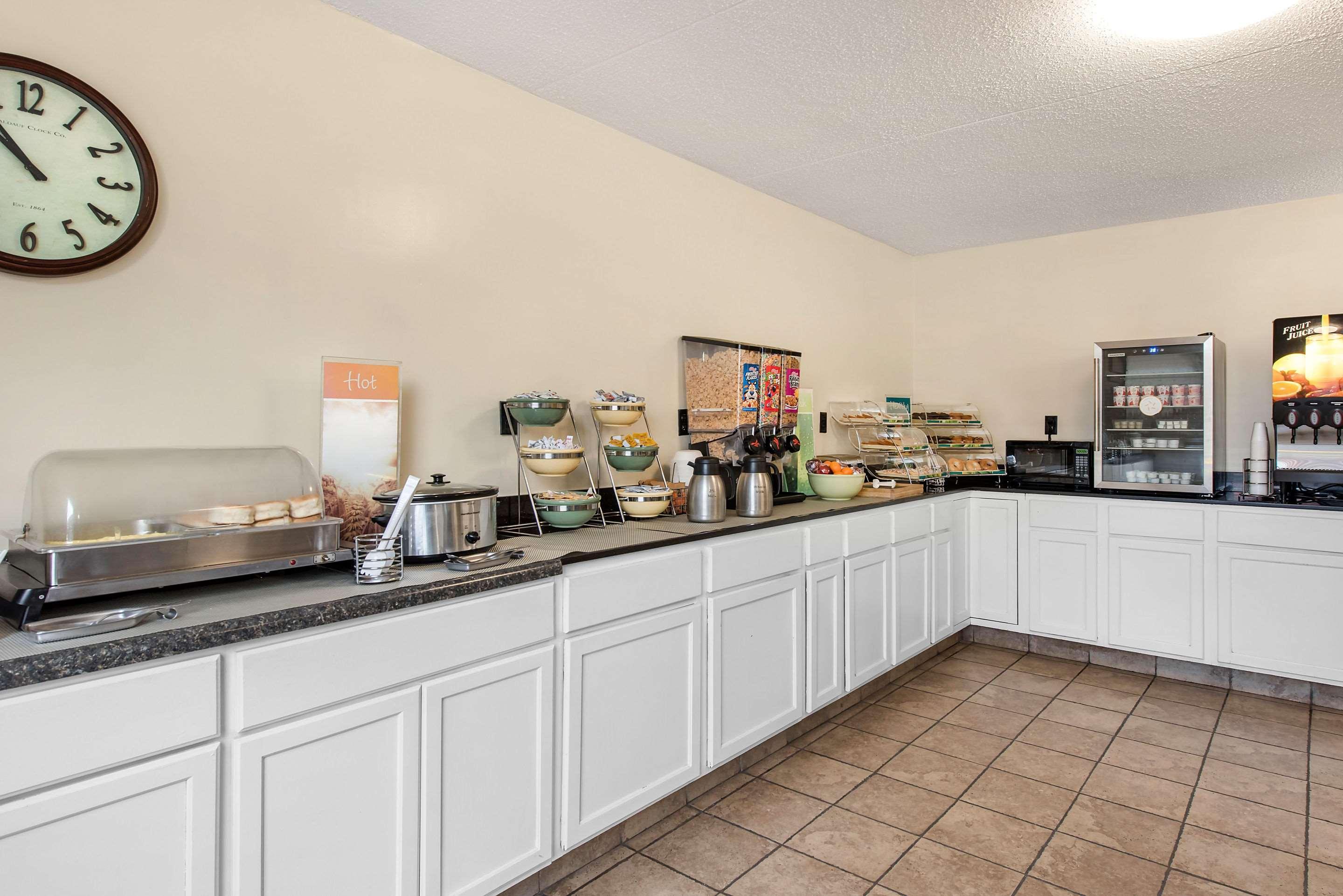 Quality Inn & Suites Lafayette I-65 Экстерьер фото