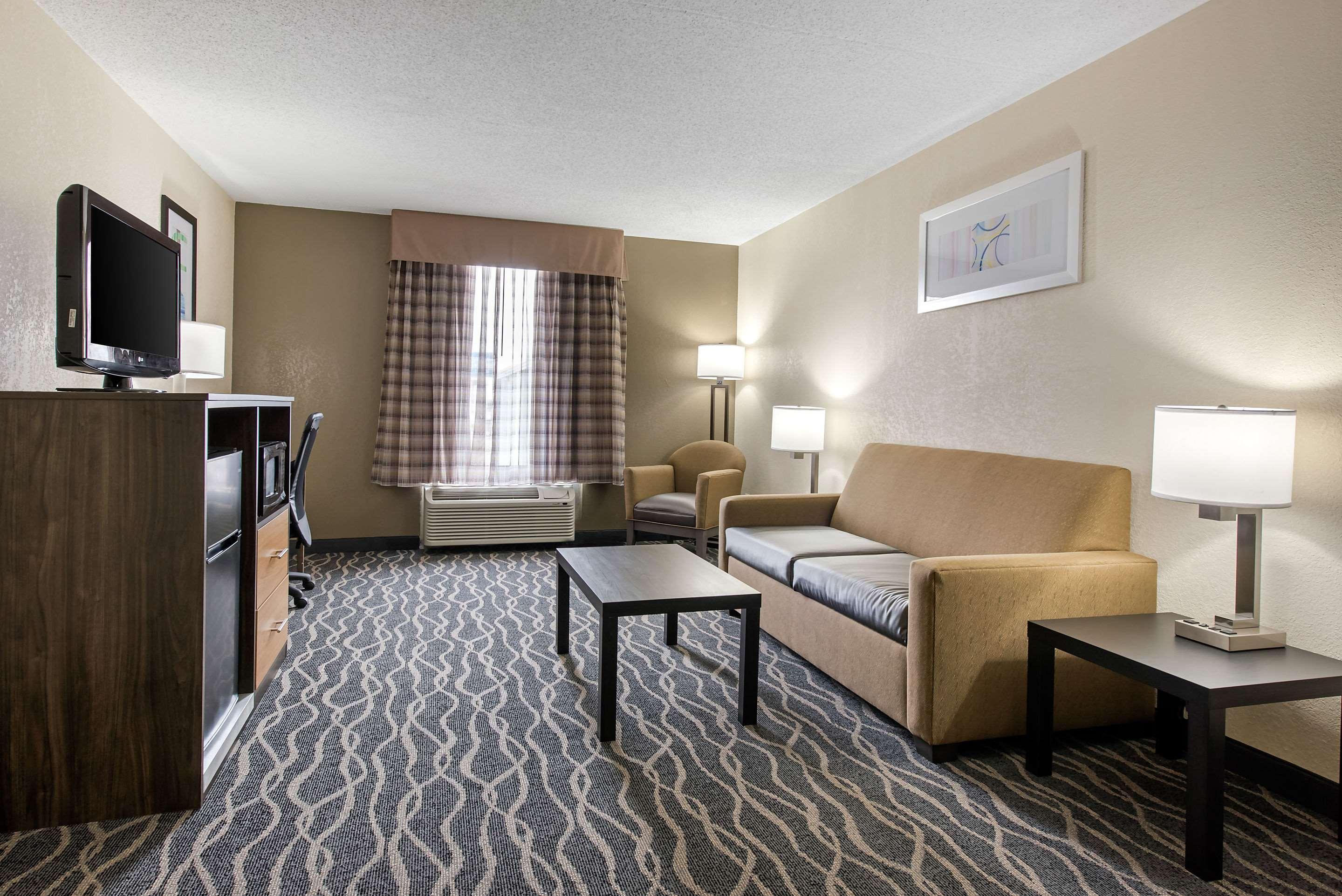 Quality Inn & Suites Lafayette I-65 Экстерьер фото