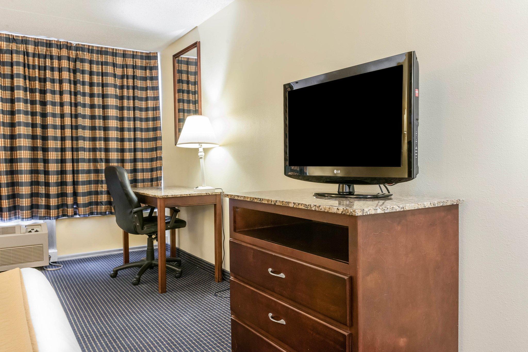 Quality Inn & Suites Lafayette I-65 Экстерьер фото
